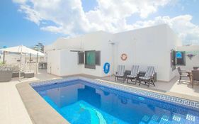 Villa Victoria Costa Teguise